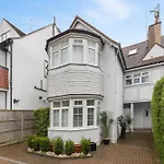 The Hampstead Hideaway - Free Parking - Close To Central Ldn